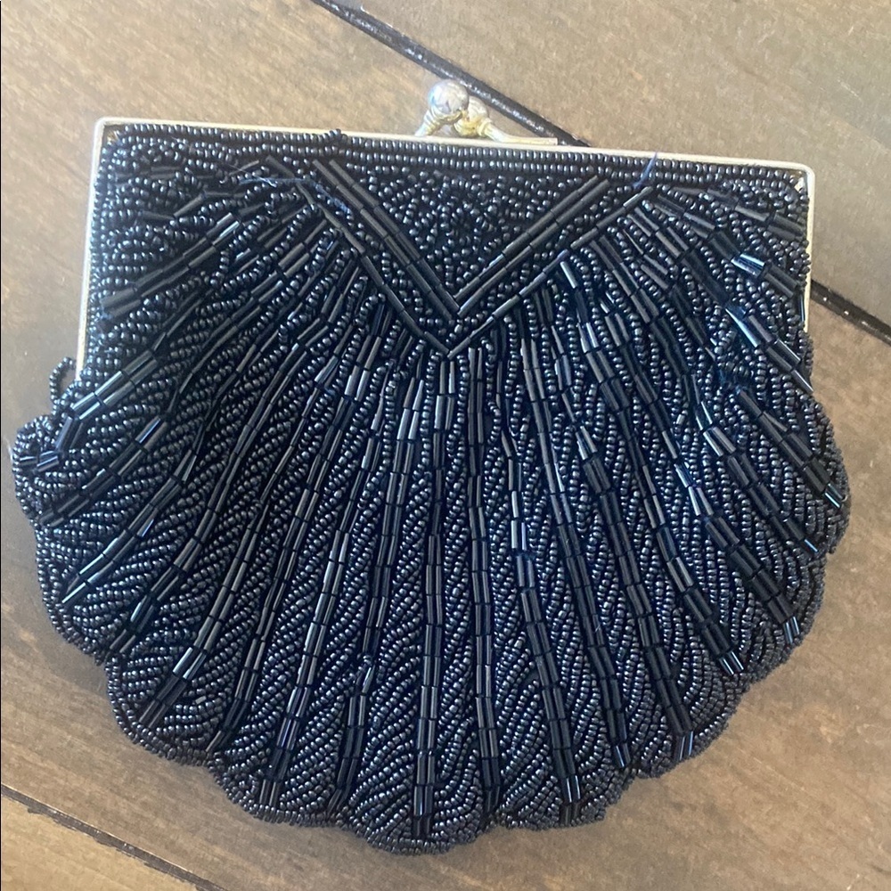 Elegant Black Beaded Clutch‎ colorifics